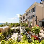 Mula Hotel